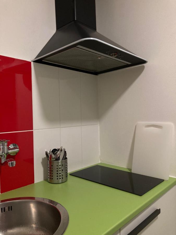 Capsule Hostel Zizkov Tower Πράγα Εξωτερικό φωτογραφία