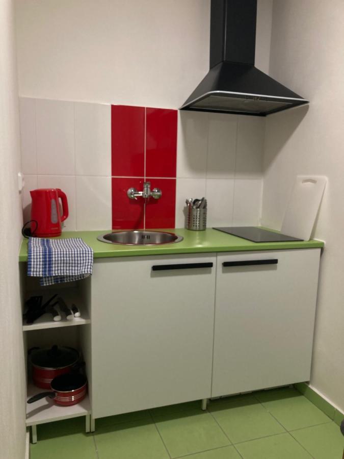 Capsule Hostel Zizkov Tower Πράγα Εξωτερικό φωτογραφία