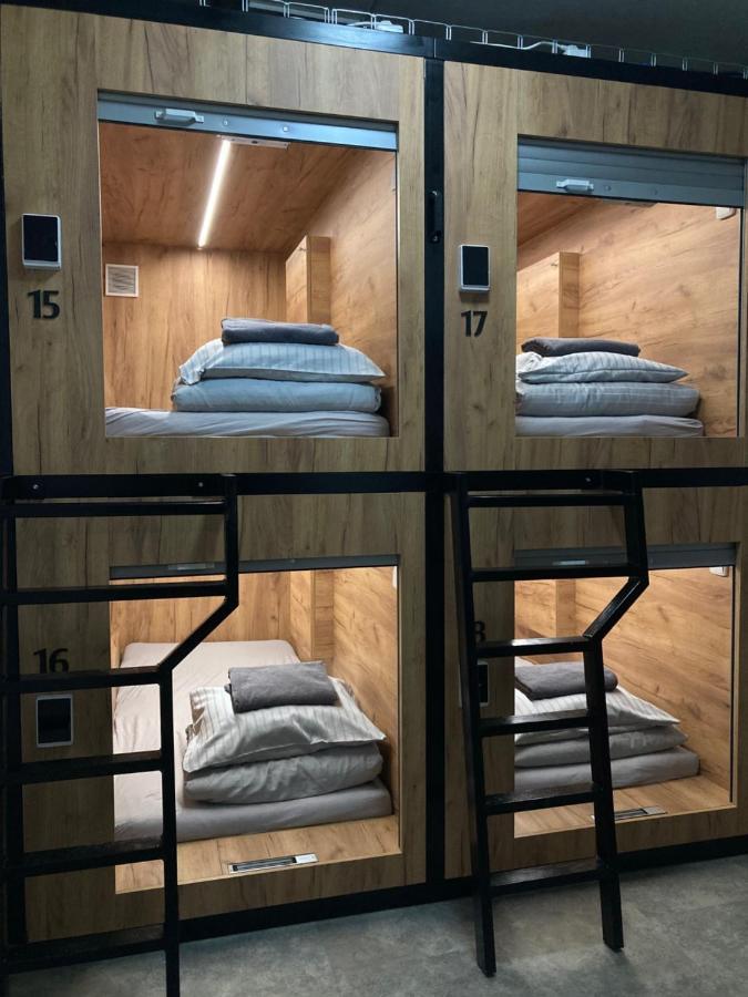 Capsule Hostel Zizkov Tower Πράγα Εξωτερικό φωτογραφία