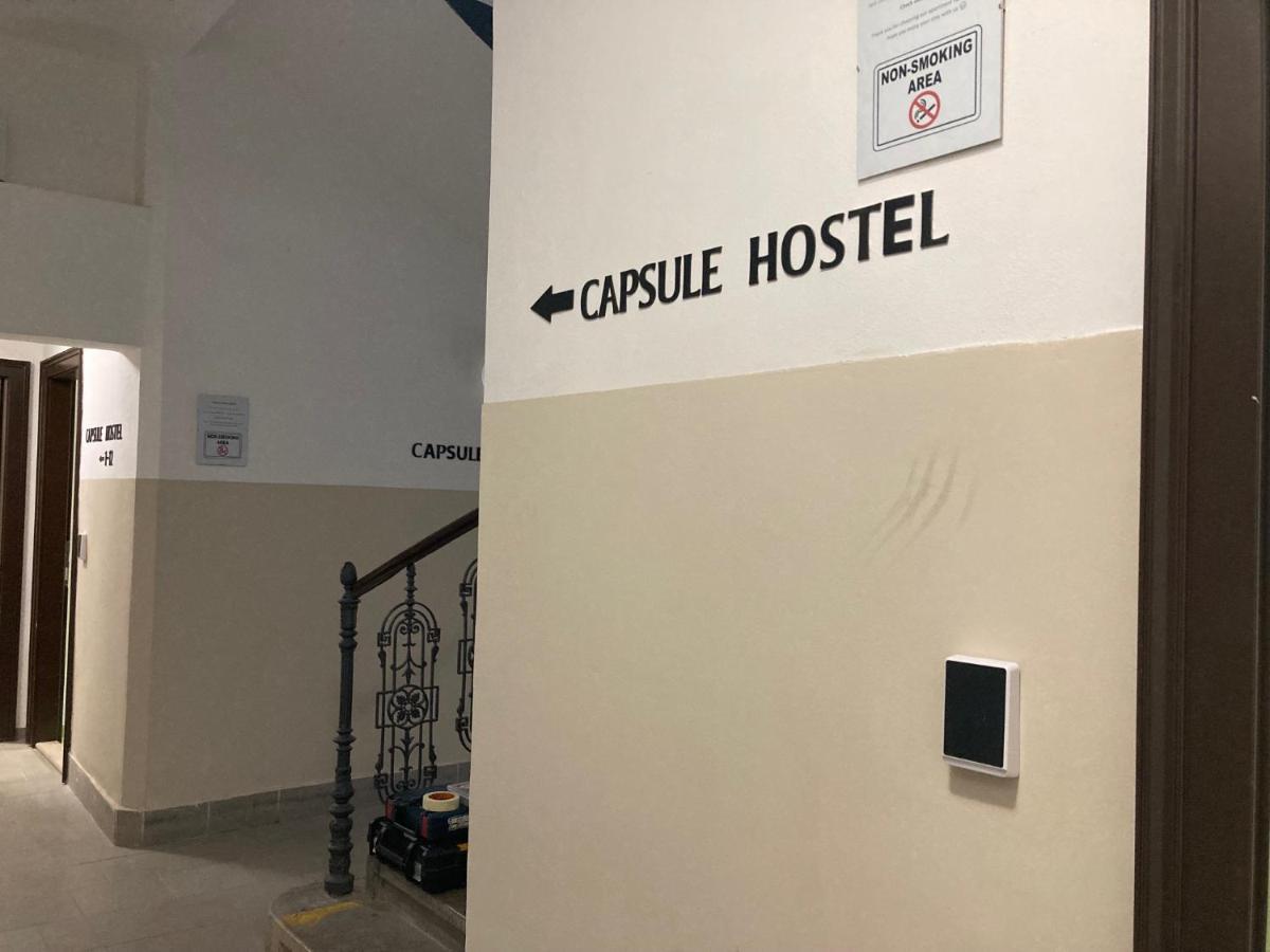Capsule Hostel Zizkov Tower Πράγα Εξωτερικό φωτογραφία