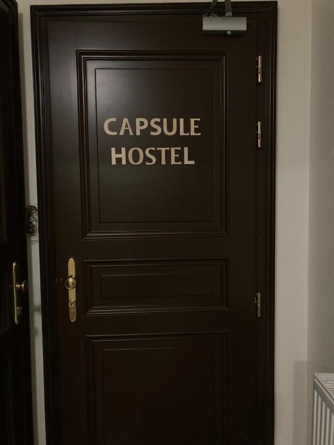 Capsule Hostel Zizkov Tower Πράγα Εξωτερικό φωτογραφία