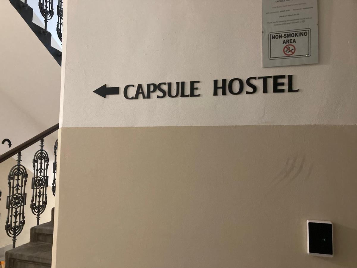 Capsule Hostel Zizkov Tower Πράγα Εξωτερικό φωτογραφία