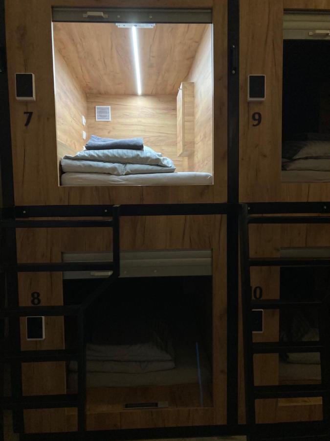 Capsule Hostel Zizkov Tower Πράγα Εξωτερικό φωτογραφία